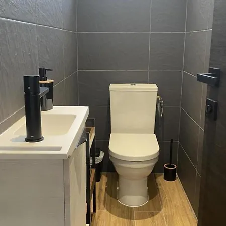 Cosy En Foret Avec Terrasse, Proche Etang Et Loisirs, 3 Chambres, Wifi, Plancha Et Parking - Fr-1-489-453 Hébergement de vacances *